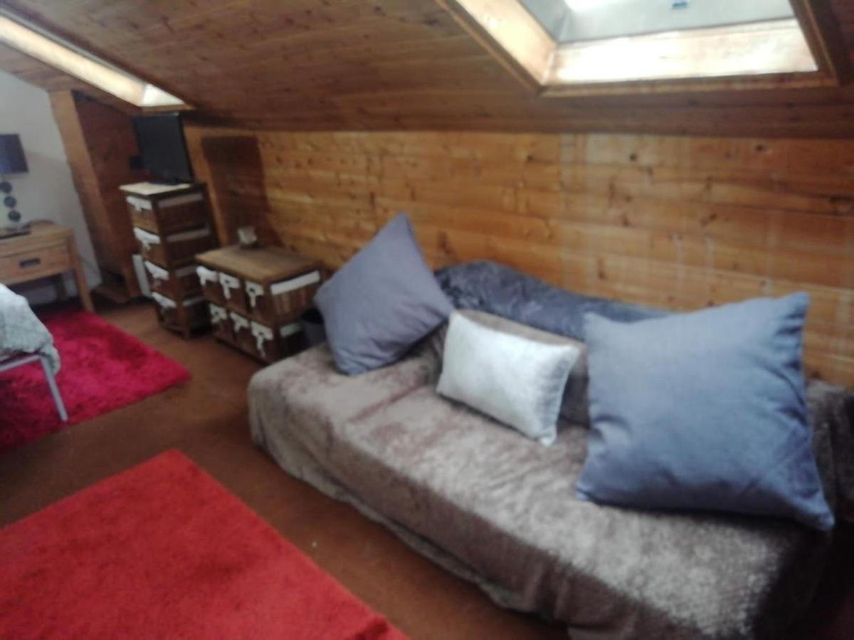 דירות Cozy Loft In Bushey, 20 Mins By Train To Euston London מראה חיצוני תמונה